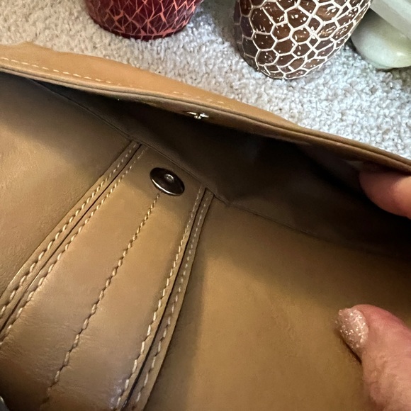 Coach Handbag - Picture 4 of 10